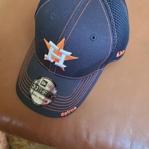 New Era HOUSTON Astros Baseball Hat. ADULT Small/Med.